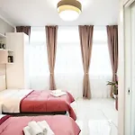 Lux Center, 2Camere, 2Bagni, Train Station Smn