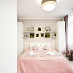 Lux Center, 2Camere, 2Bagni, Train Station Smn