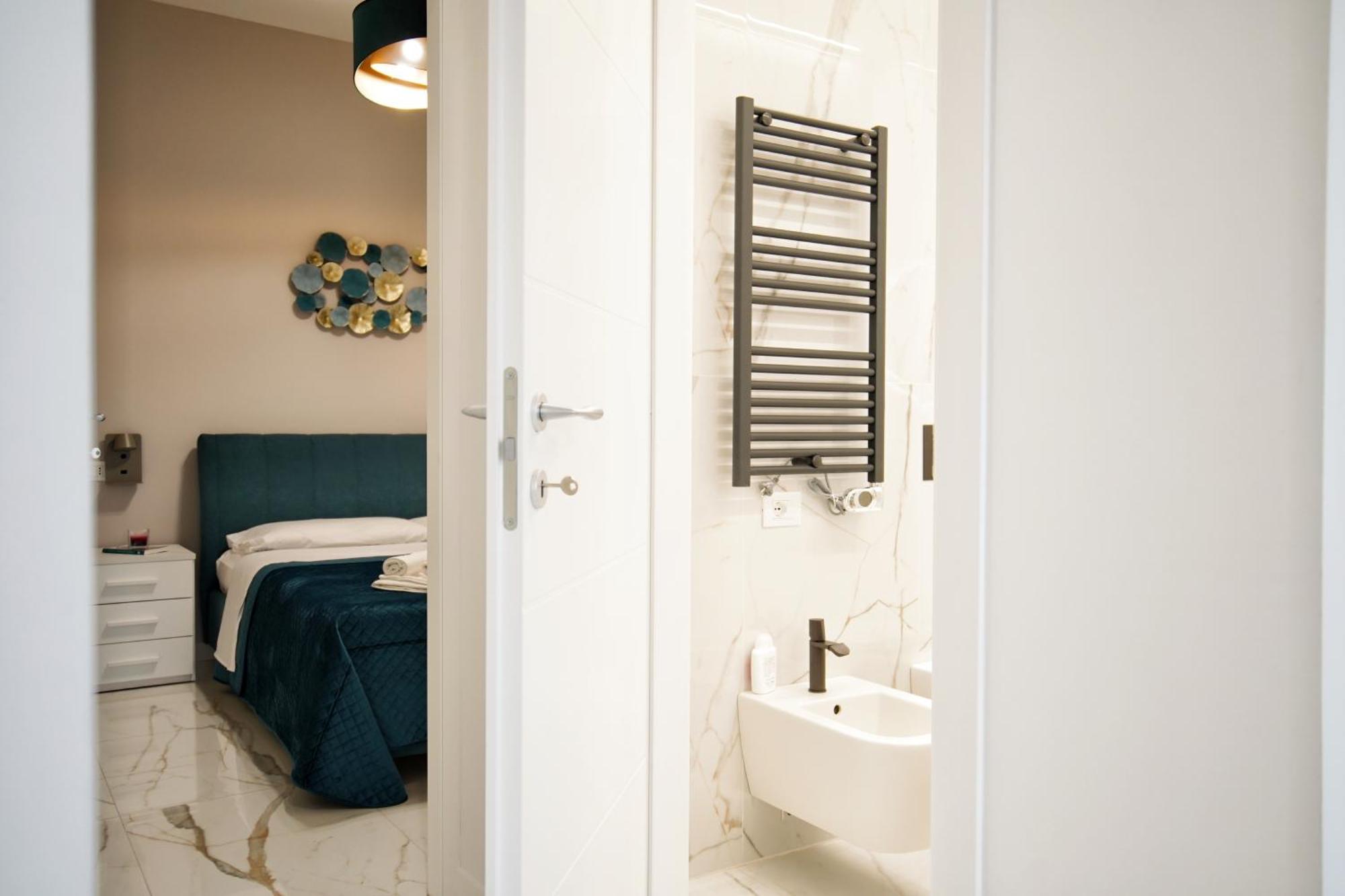 Lux Center, 2camere, 2bagni, Train Station Smn